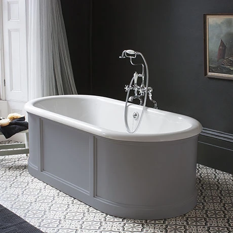 Burlington London 1800mm Bath with Curved Surround & Waste - Classic Grey