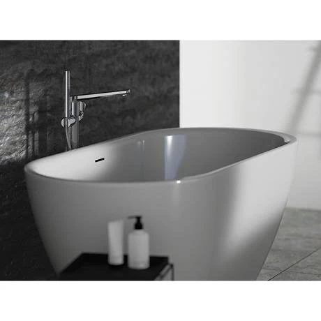 Ideal Standard Adapto 1550 x 750mm Oval Freestanding Double Ended Bath with Clicker Waste - T465901 - Image 4